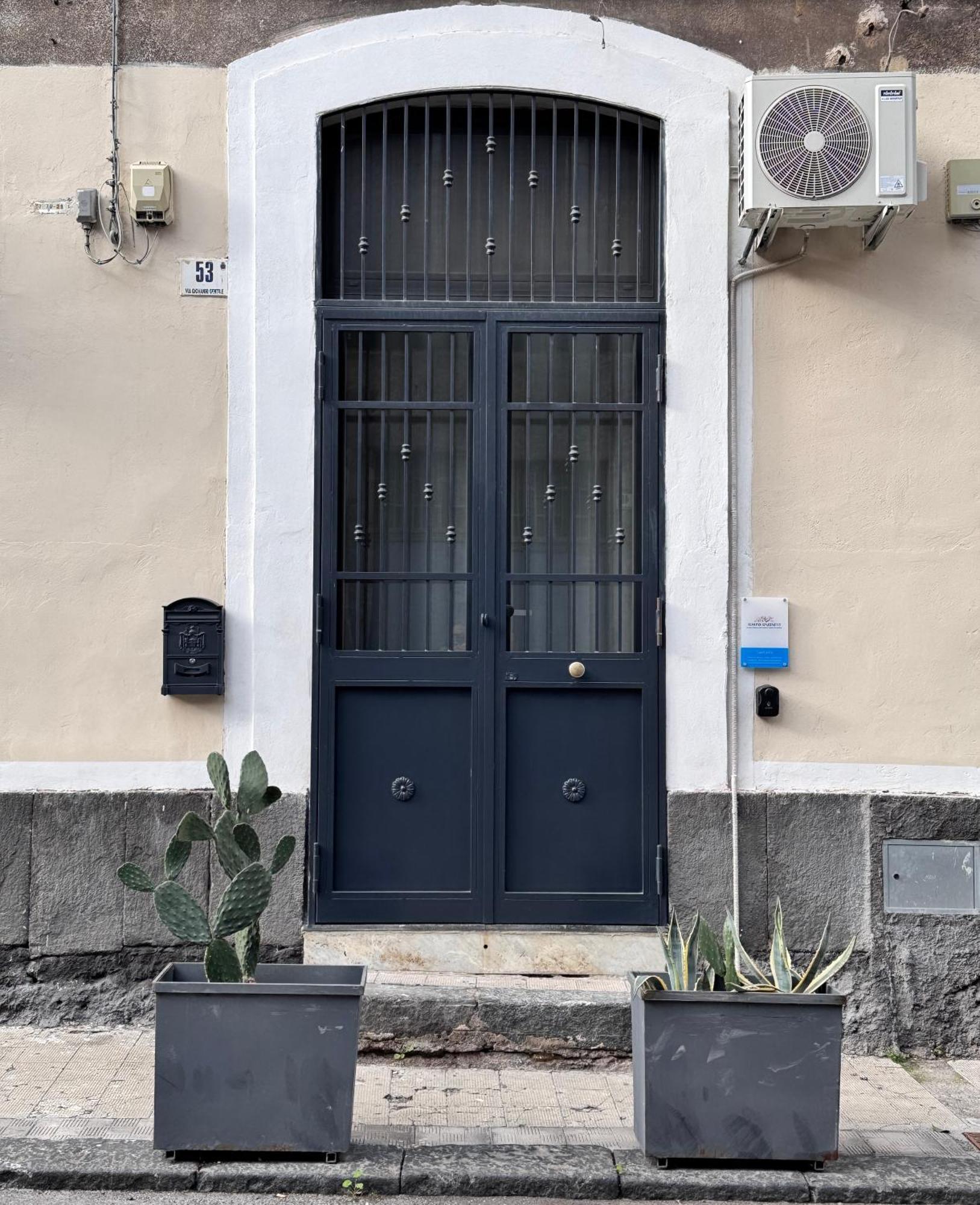 Almond Apartment Katanya Dış mekan fotoğraf